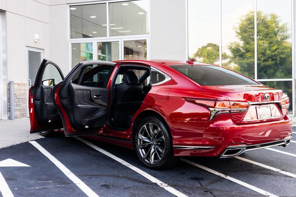 Used 2018 Lexus LS 500 F Sport w/ Accessory Package (Z2) RWD image 19