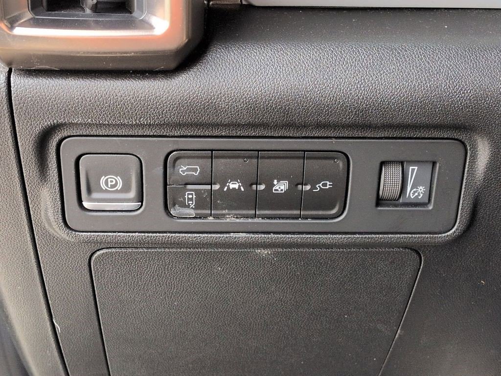 Certified 2024 GMC Hummer EV 2X AWD/4WD image 19