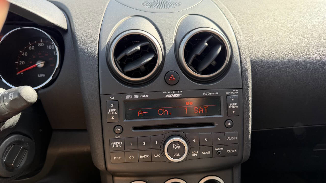 Used 2008 Nissan Rogue SL w/ Premium Pkg image 34