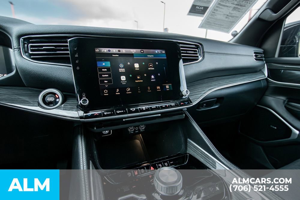 Used 2022 Jeep Wagoneer Series III w/ Premium Group I image 28