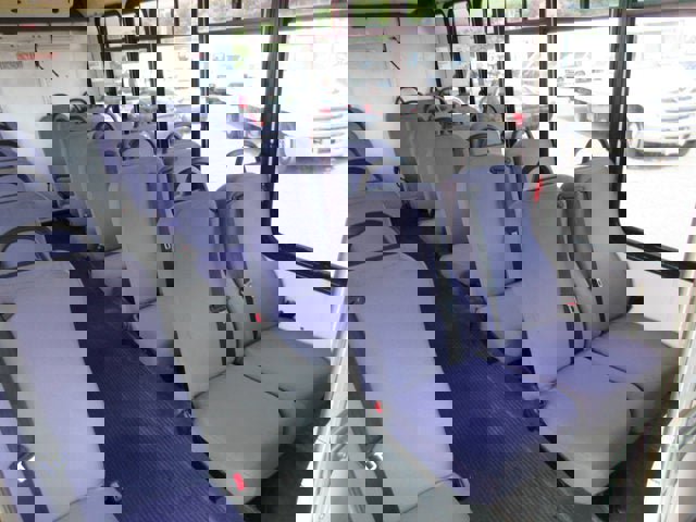 Used 2009 Chevrolet Kodiak C4500 2WD Regular Cab image 10