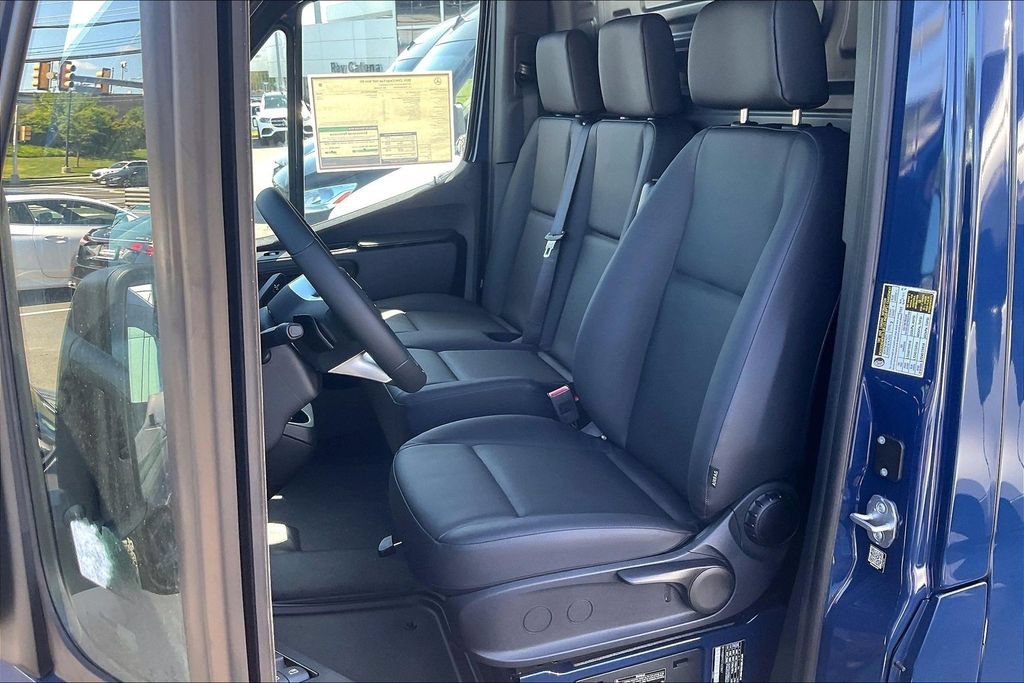 New 2026 Mercedes-Benz Sprinter 2500 image 6
