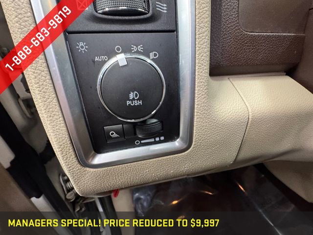 Used 2016 RAM 1500 Classic SLT w/ SLT Plus D←cor Group AWD/4WD image 24