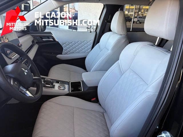 Used 2025 Mitsubishi Outlander SEL AWD/4WD image 7