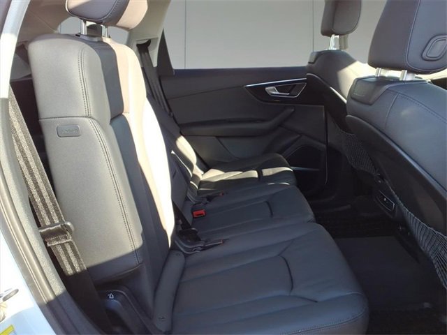 Used 2022 Audi Q7 3.0T Premium Plus image 12