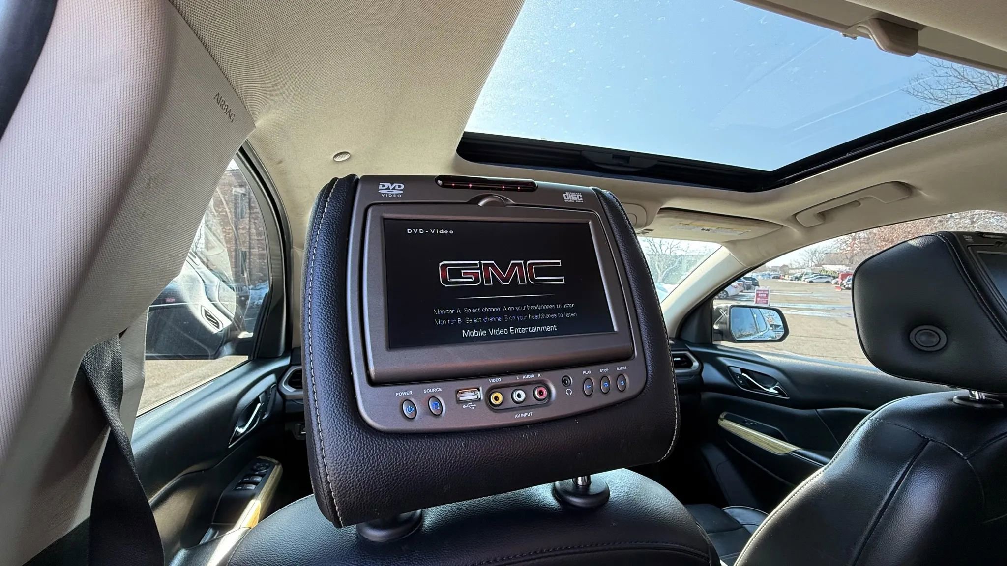 Used 2017 GMC Acadia Denali image 29