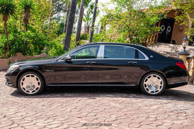 Used 2016 Mercedes-Benz Maybach S 600 image 3