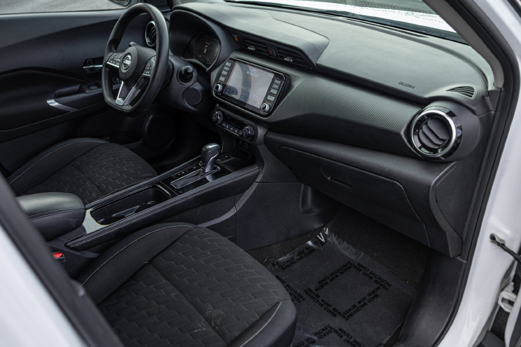 Used 2022 Nissan Kicks SV FWD image 30
