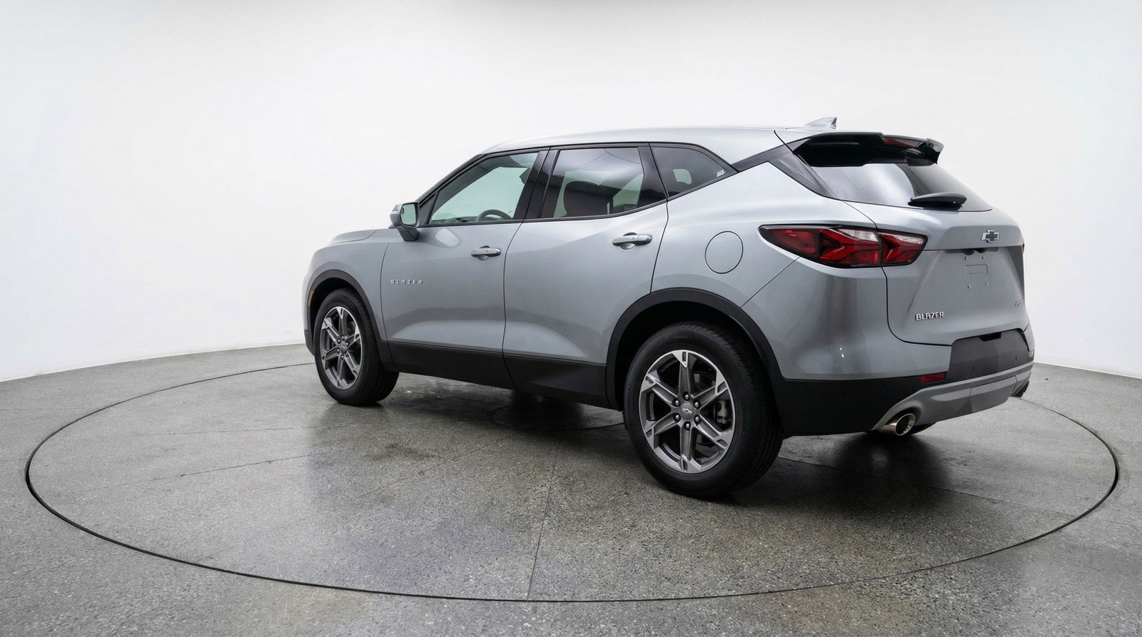 Used 2025 Chevrolet Blazer LT image 6