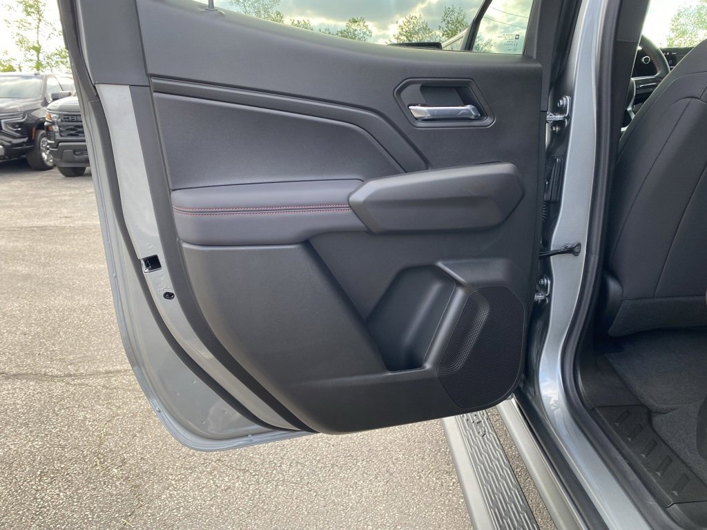 New 2025 Chevrolet Colorado Z71 image 23