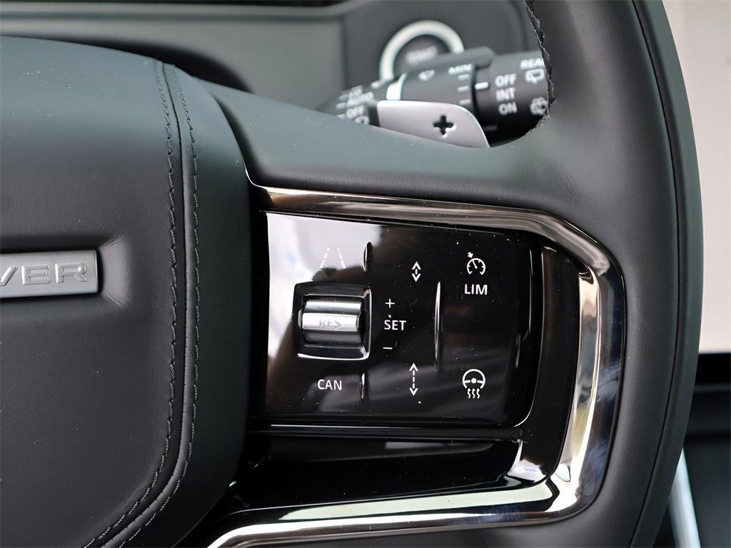 New 2026 Land Rover Range Rover Velar Dynamic SE image 33