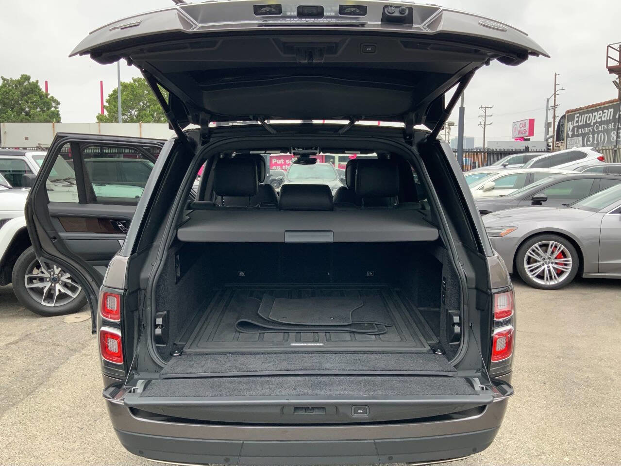 Used 2020 Land Rover Range Rover HSE AWD/4WD image 6