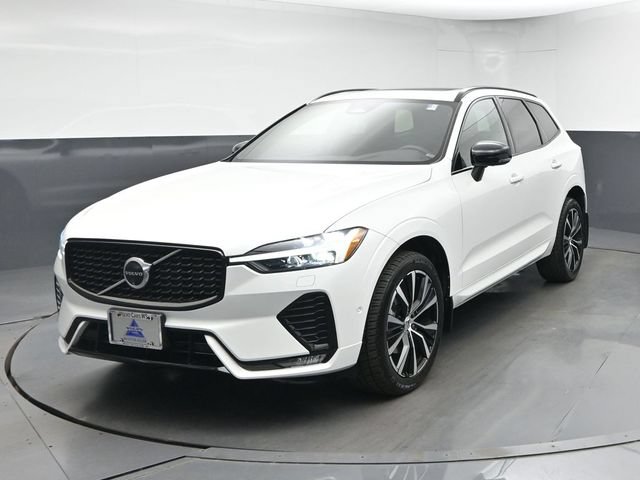 Used 2024 Volvo XC60 B5 Plus w/ Protection Package Premier AWD/4WD image 3
