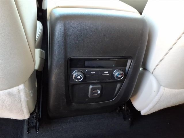Used 2024 Buick Enclave Essence w/ Technology Package image 18
