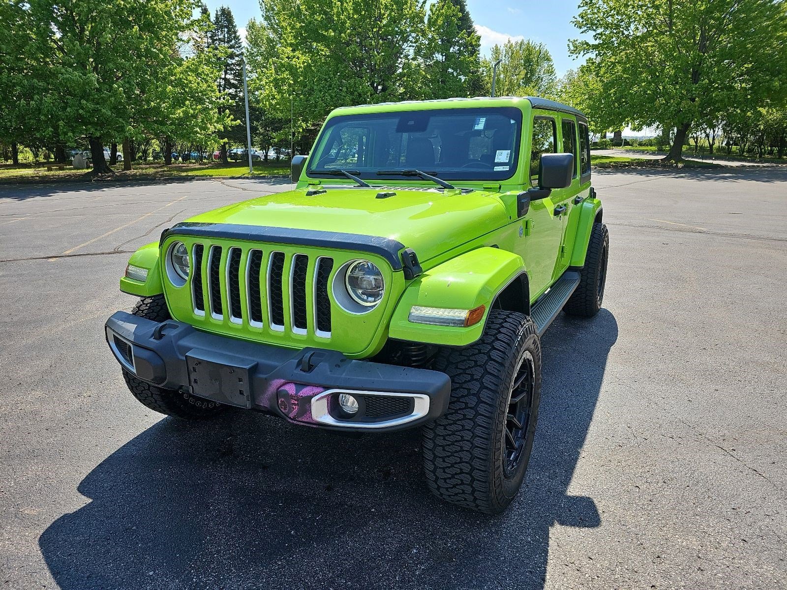 Used 2021 Jeep Wrangler Unlimited Sahara w/ Cold Weather Group AWD/4WD image 2