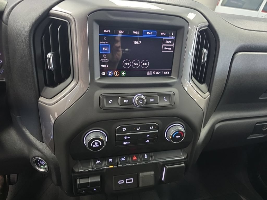 Certified 2023 Chevrolet Silverado 1500 Custom w/ LPO, Dark Essentials Package AWD/4WD image 18
