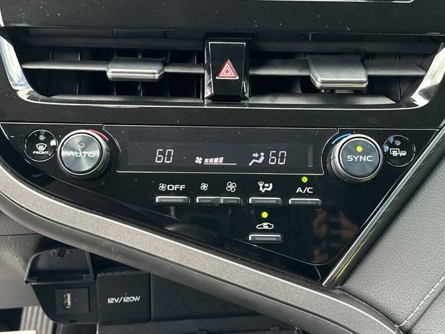 Used 2024 Toyota Camry SE image 26