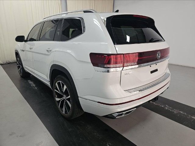 Used 2024 Volkswagen Atlas SEL Premium R-Line image 4