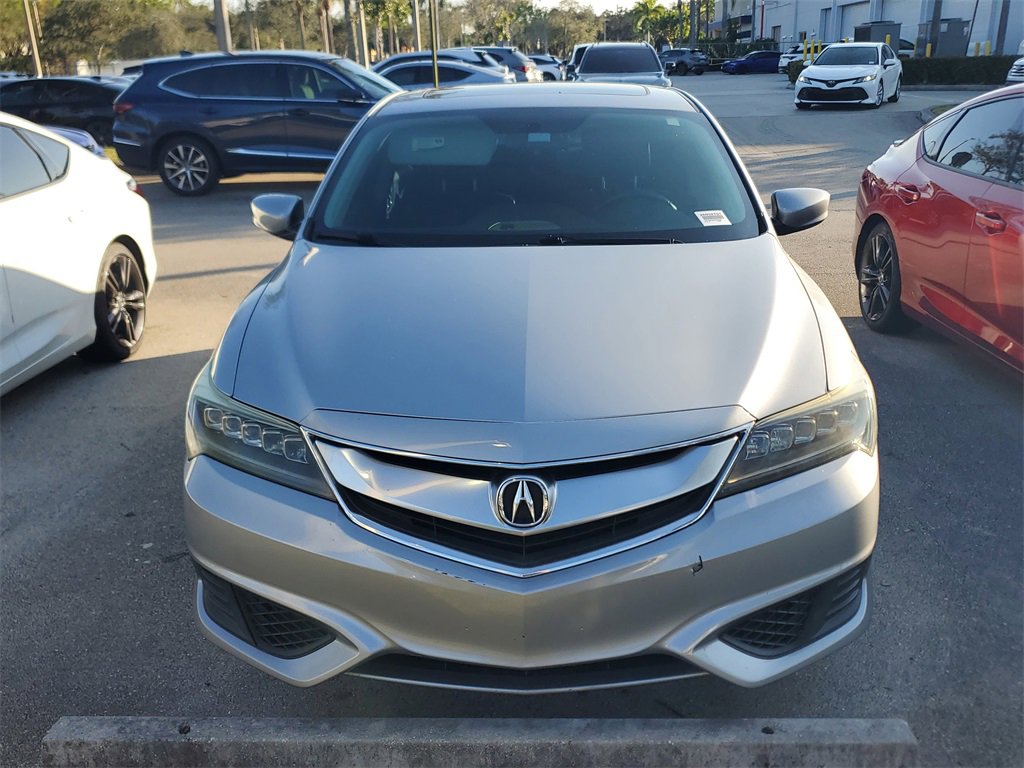 Used 2017 Acura ILX image 2