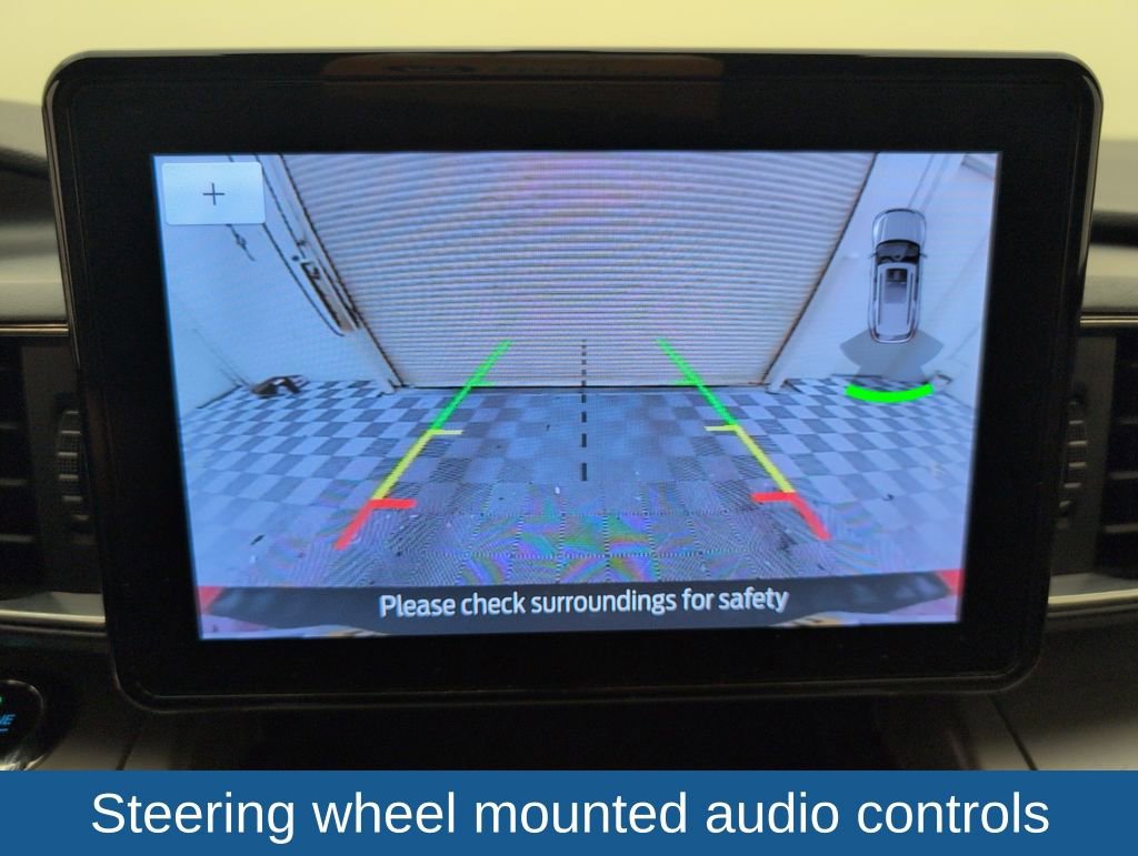 Used 2020 Ford Explorer XLT w/ Equipment Group 202A image 28