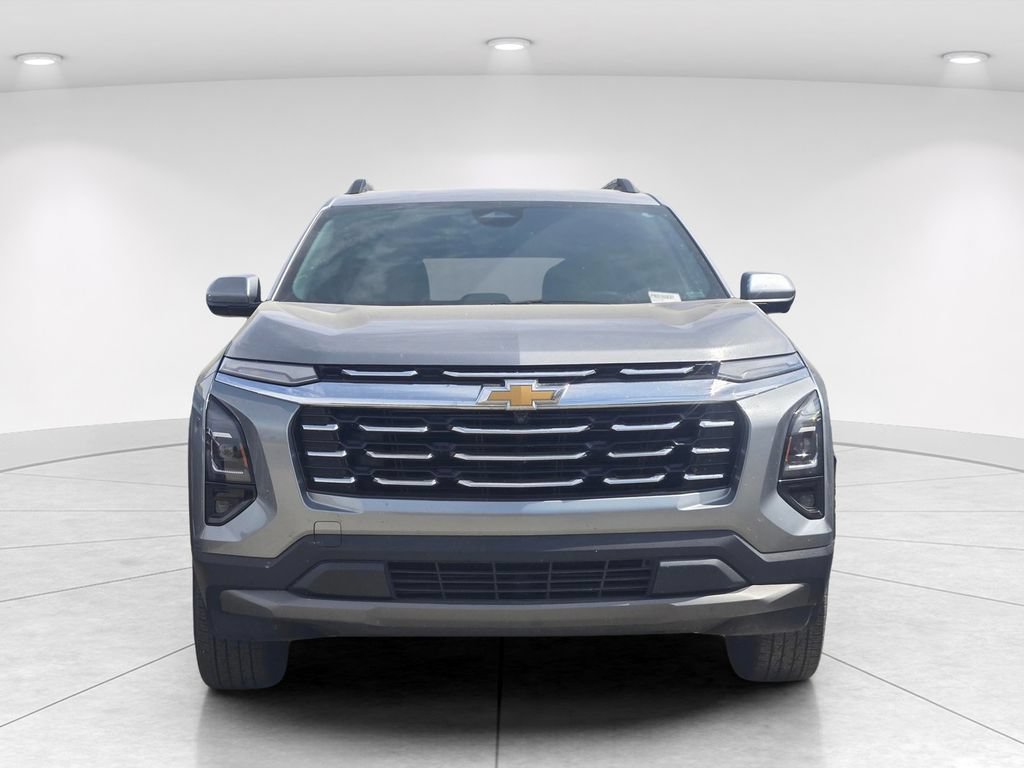 Used 2025 Chevrolet Equinox LT w/ Convenience Package II FWD image 2