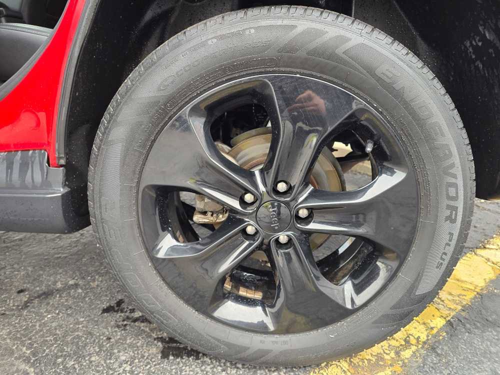 Used 2018 Jeep Compass Latitude w/ Popular Equipment Group image 2