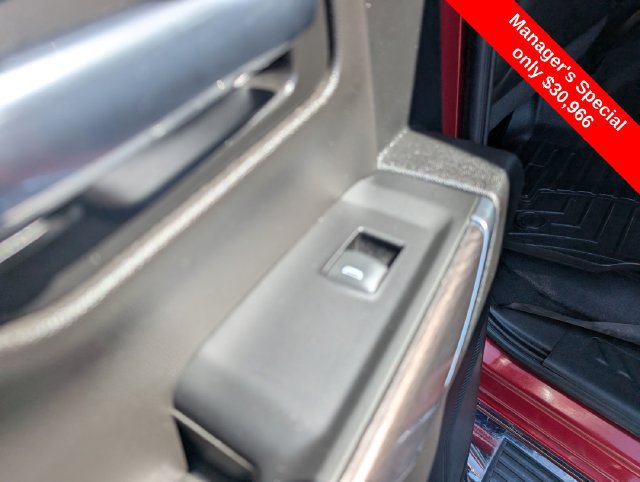 Used 2021 Chevrolet Silverado 1500 LTZ AWD/4WD image 12