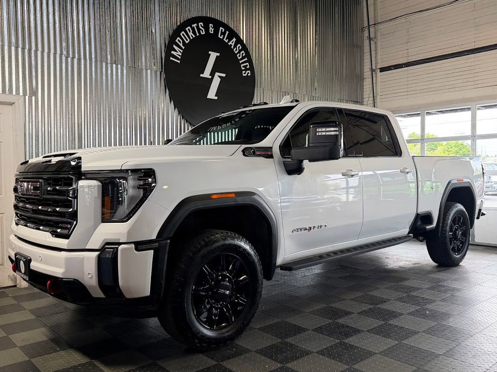 Used 2024 GMC Sierra 2500 AT4 w/ AT4 Premium Plus Package AWD/4WD image 1