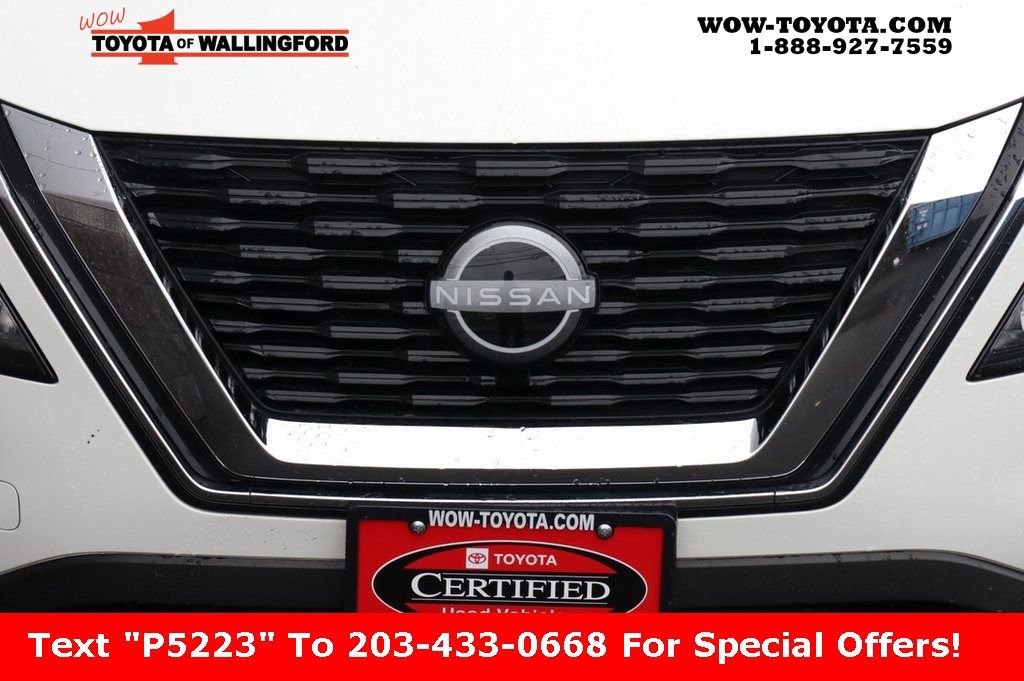 Used 2023 Nissan Rogue S image 9