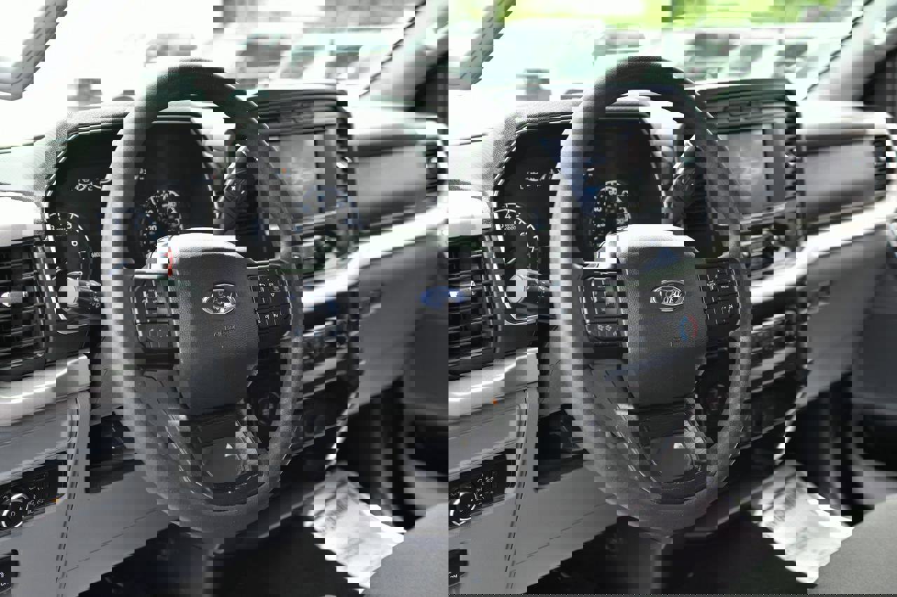 Used 2023 Ford F150 XLT image 8