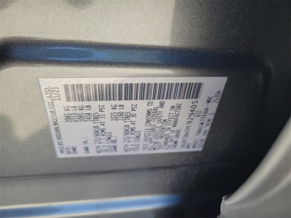 Certified 2023 Nissan Rogue SV image 33