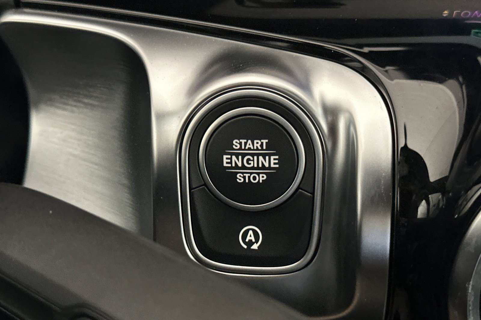New 2025 Mercedes-Benz GLB 250 4MATIC image 21