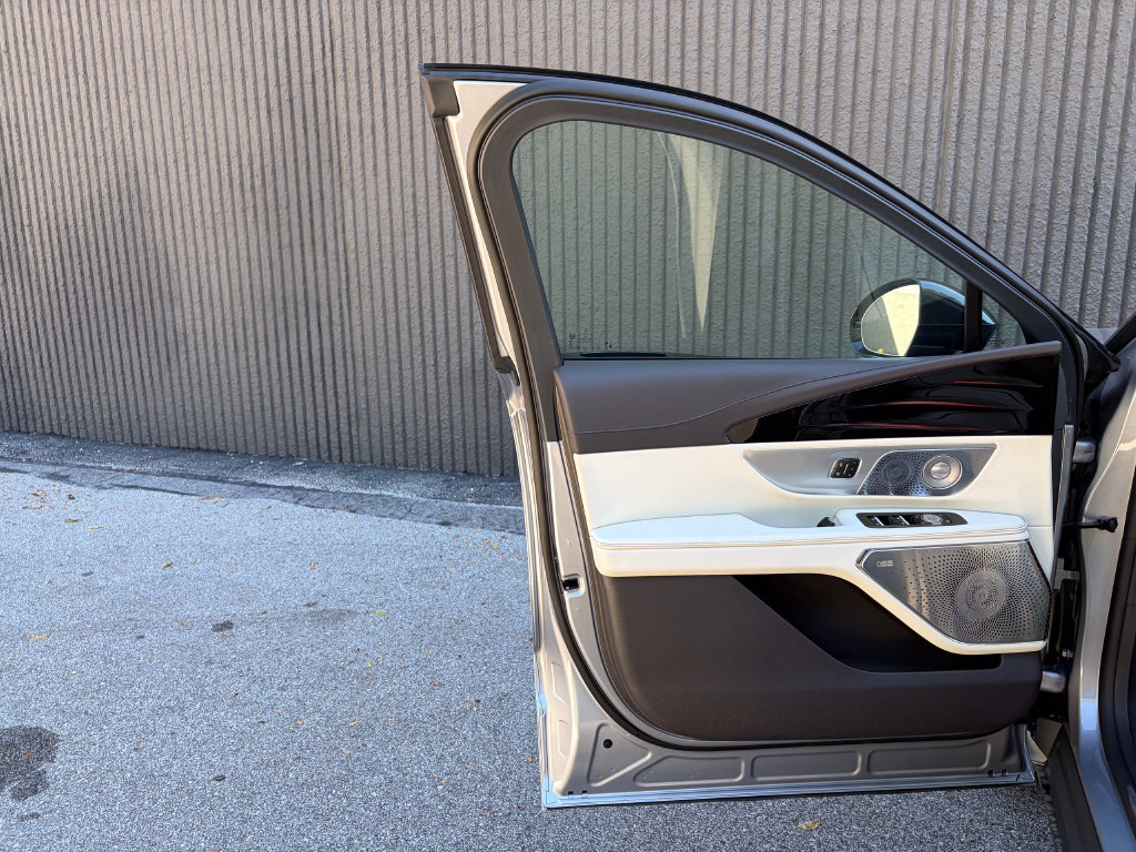 New 2026 Lincoln Nautilus Black Label AWD/4WD image 18