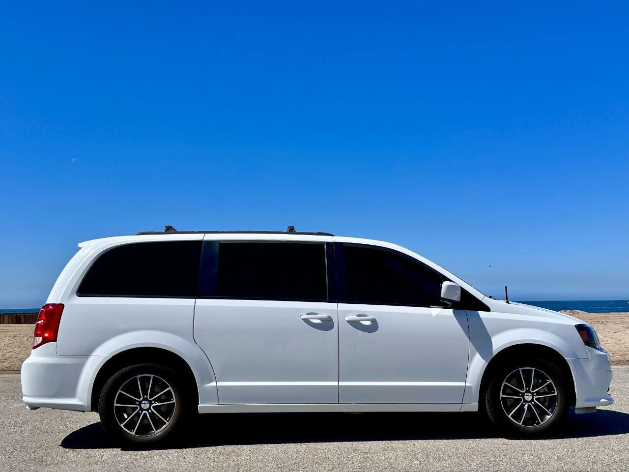 Used 2019 Dodge Grand Caravan GT image 5