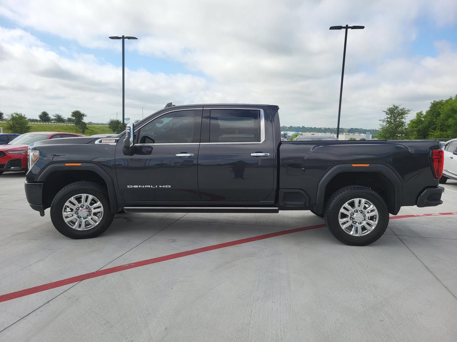 Used 2021 GMC Sierra 3500 Denali w/ Denali Ultimate Package AWD/4WD image 3