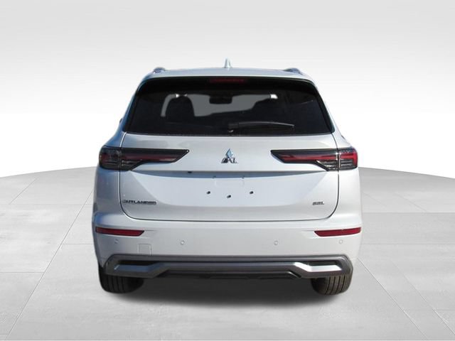 New 2026 Mitsubishi Outlander SEL FWD image 4