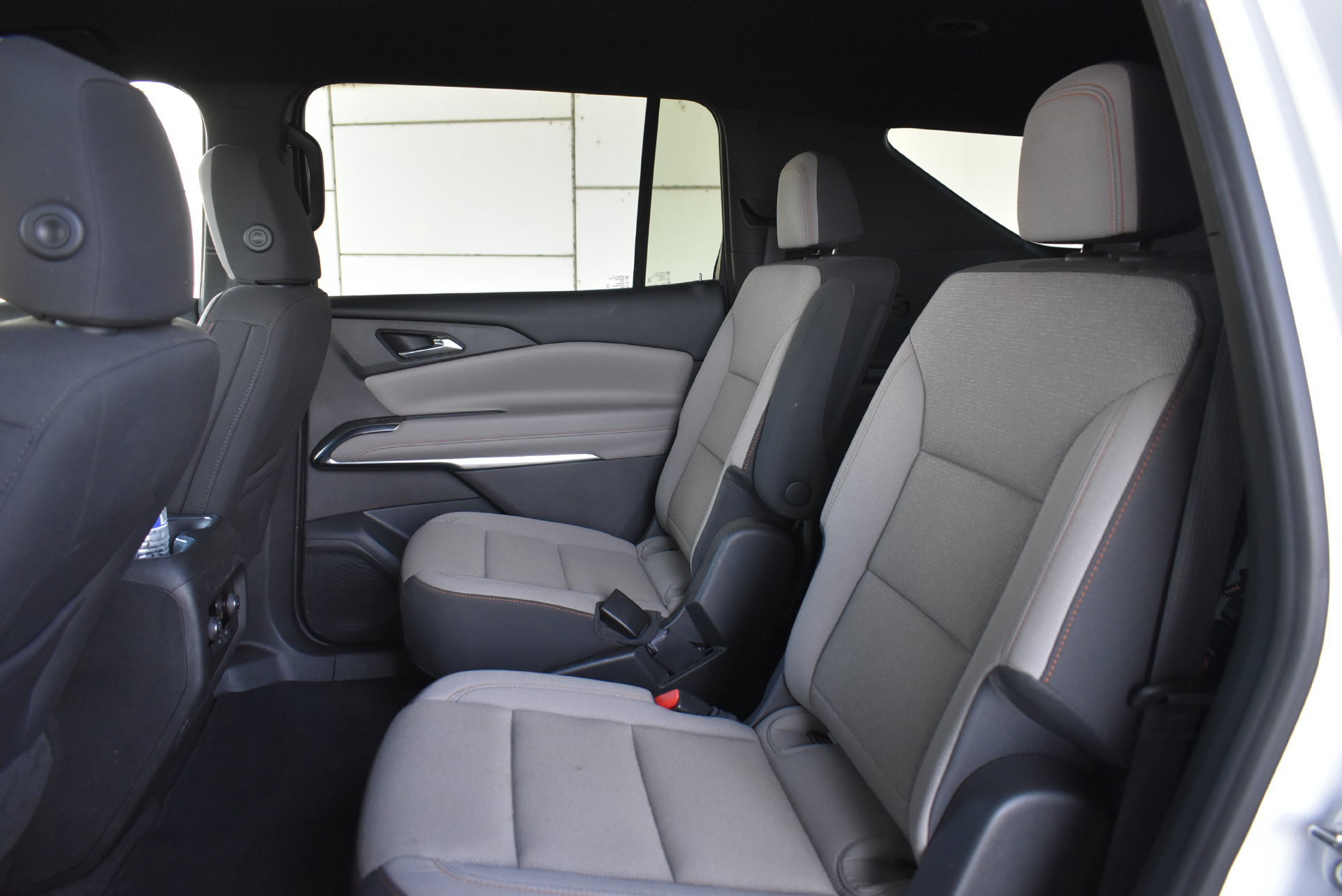 Used 2026 Chevrolet Traverse LT w/ Driver Confidence Package FWD image 16
