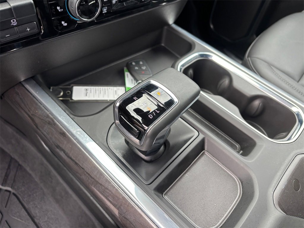 Certified 2025 Chevrolet Silverado 1500 LTZ image 19