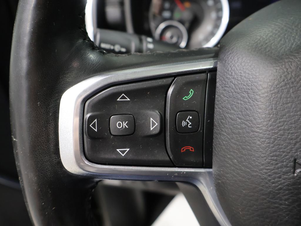 Used 2019 RAM 1500 Laramie image 33