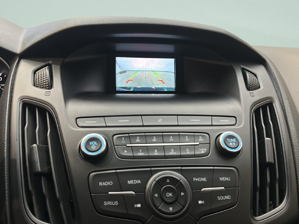 Used 2018 Ford Focus SE FWD image 26