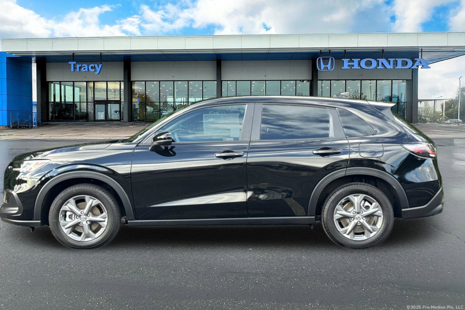 Certified 2026 Honda HR-V LX image 11