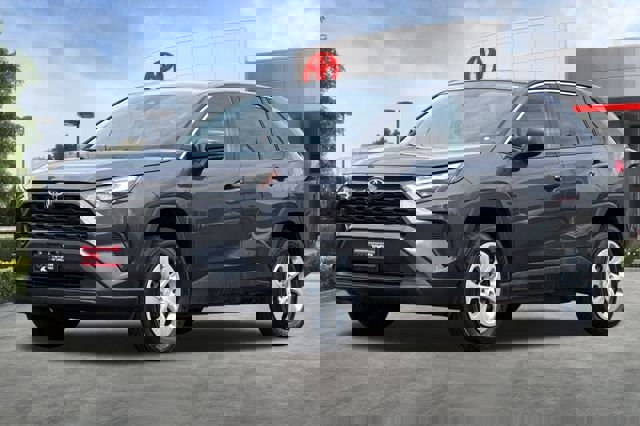 Certified 2025 Toyota RAV4 LE image 10