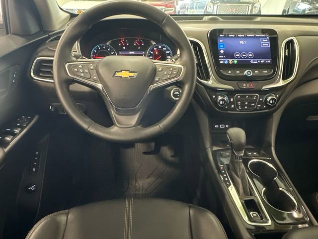 Used 2023 Chevrolet Equinox Premier AWD/4WD image 16