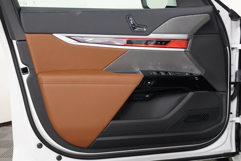 New 2026 BMW i7 eDrive50 w/ M Sport Package RWD image 7