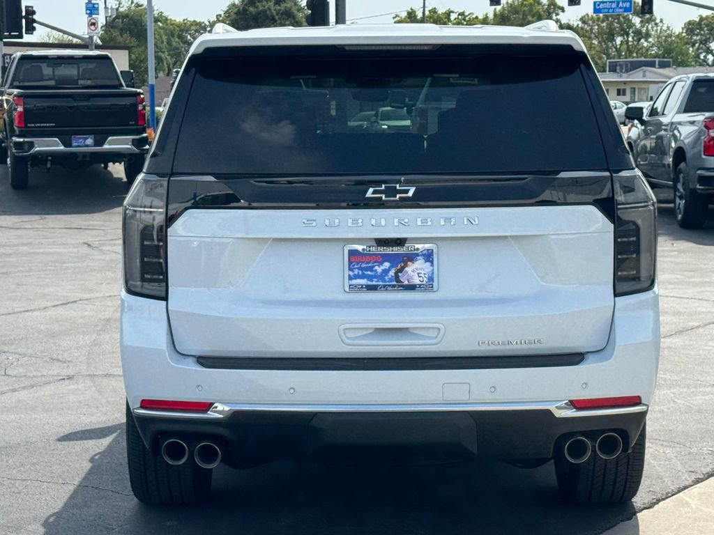New 2026 Chevrolet Suburban Premier AWD/4WD image 5
