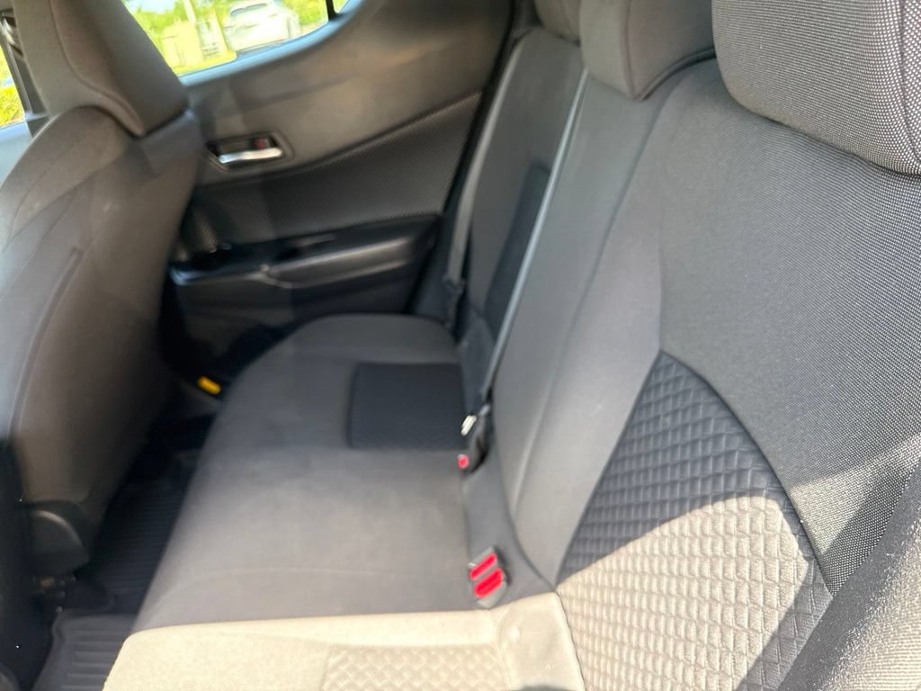 Used 2021 Toyota C-HR LE FWD image 11