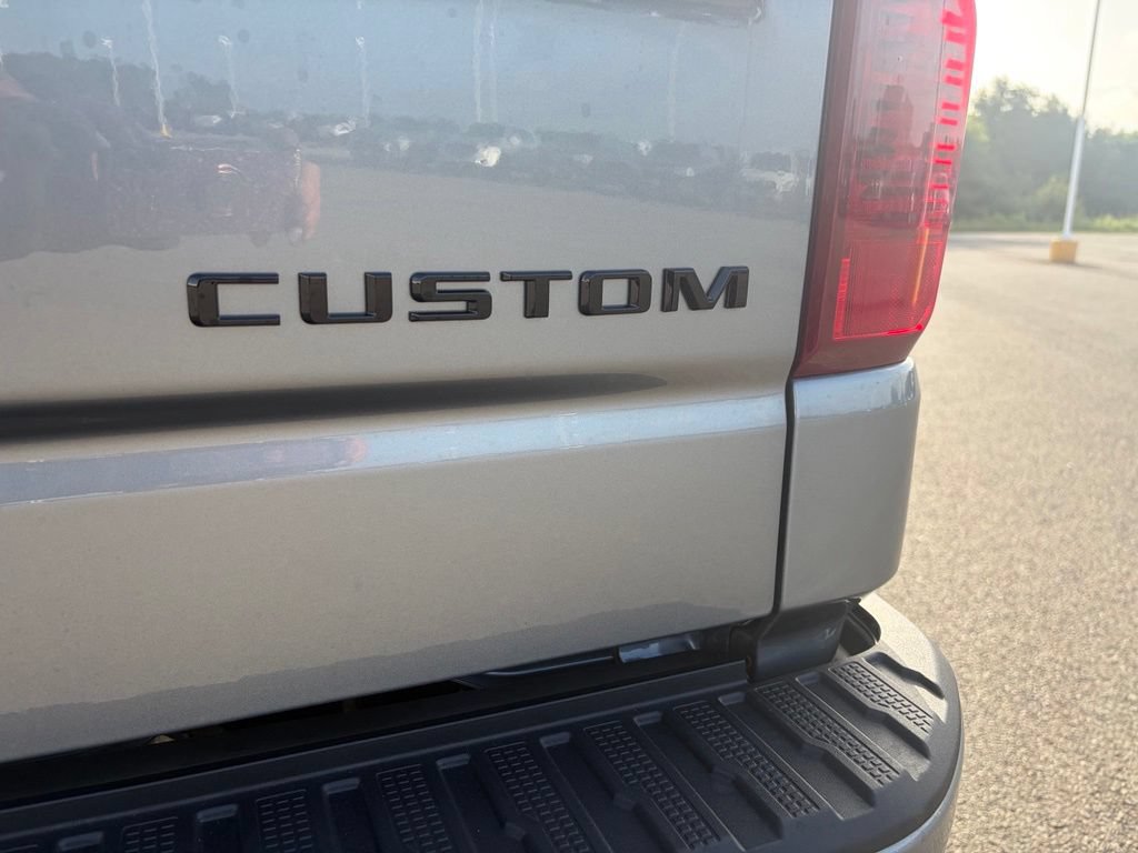 New 2026 Chevrolet Silverado 1500 Custom w/ Turbomax Blackout Package RWD image 9