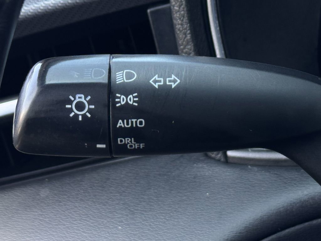 Used 2019 Toyota Avalon XSE w/ All Weather Liner Package image 22