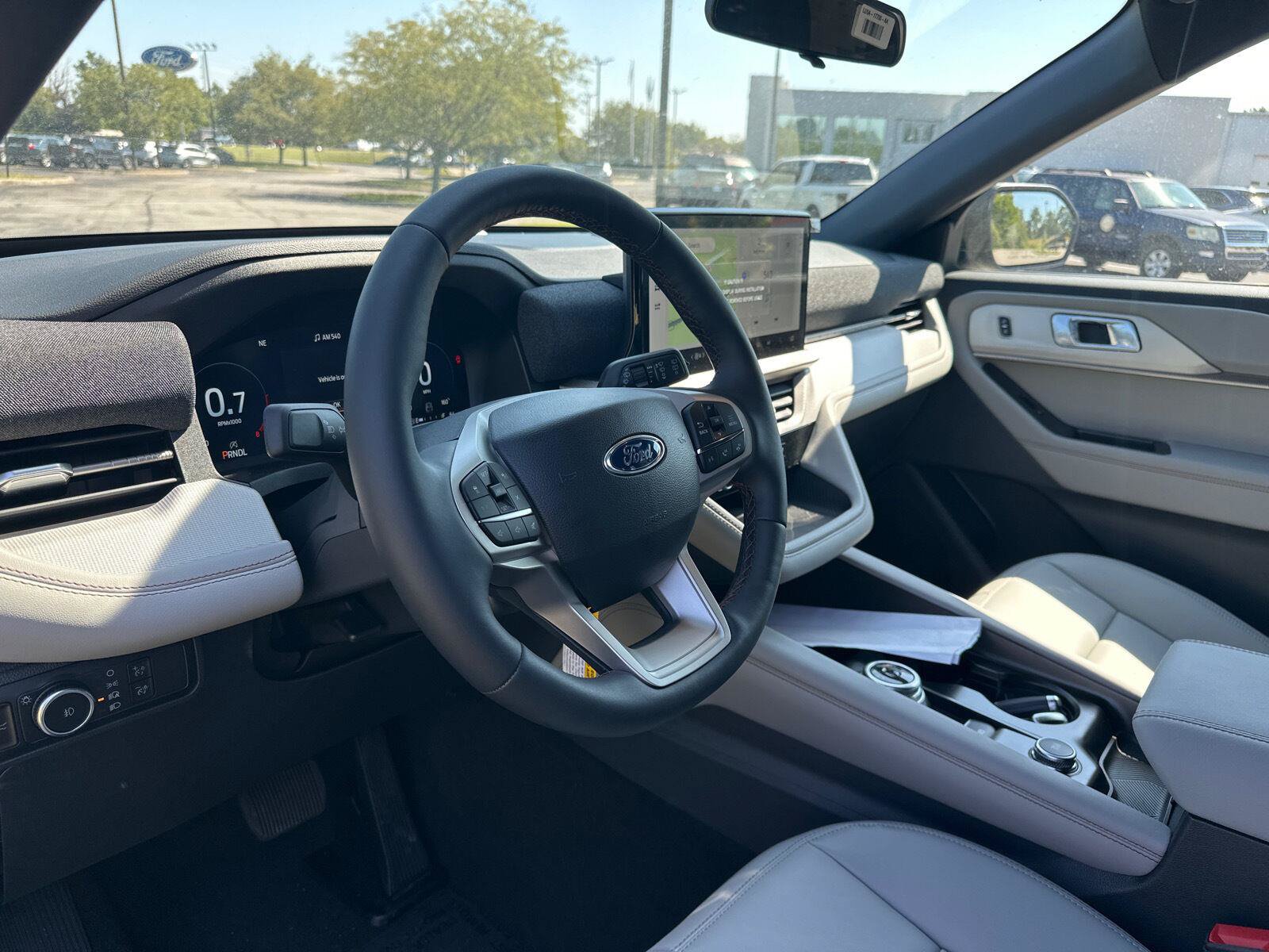 New 2027 Ford Explorer Active w/ Active Comfort Package AWD/4WD image 15