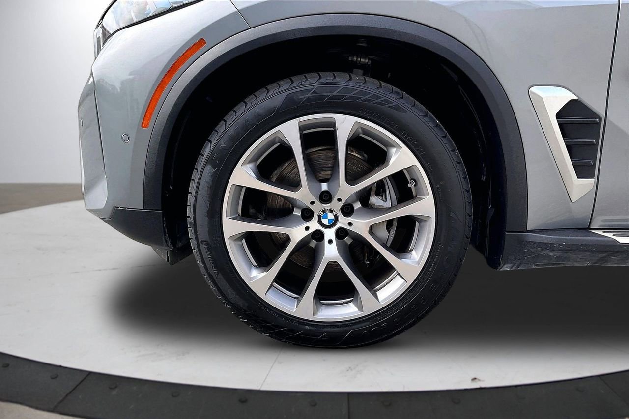Used 2024 BMW X5 xDrive40i AWD/4WD image 35